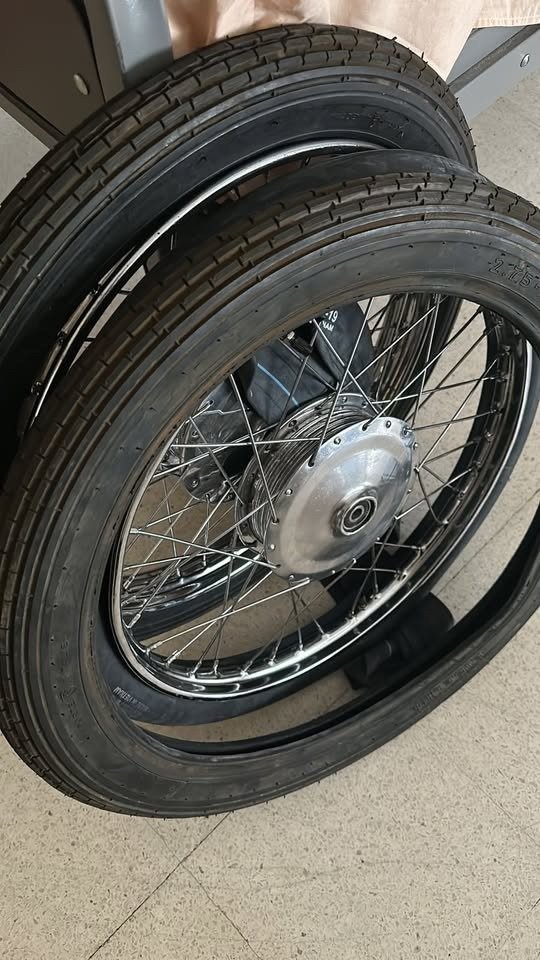 Producto - Cubierta Pirelli Lineal 2.75x19 Italy NUEVO VIEJO STOCK Gilera Dkw - 2
