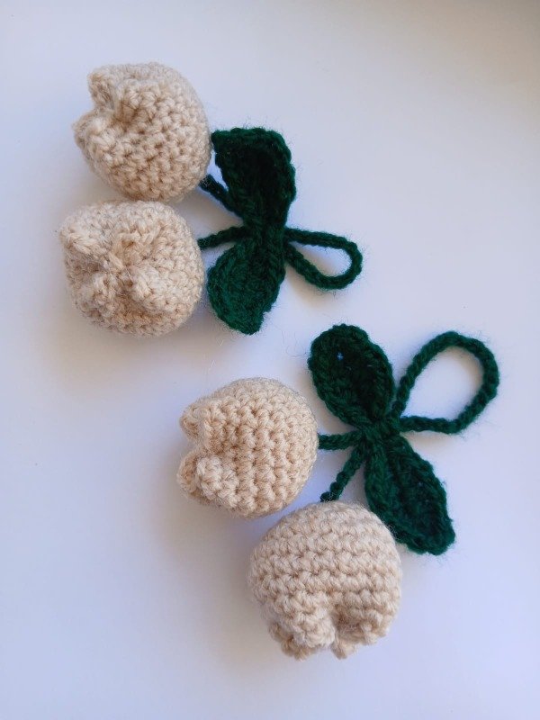 Producto - Tulipán de Lana Tejido - Llavero / Colgante