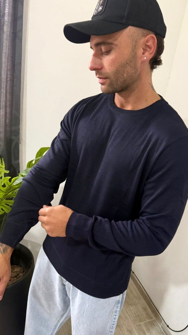 Producto - Sweater liso azul