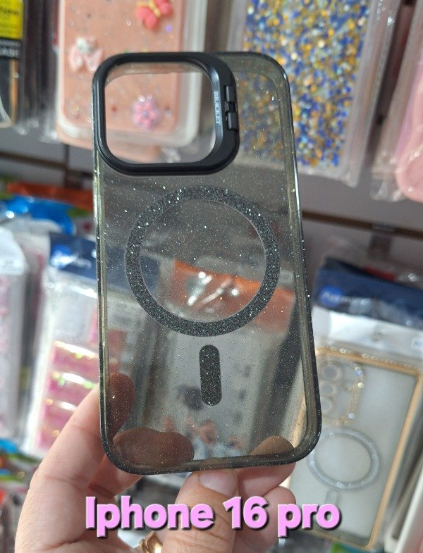 Producto - Fundas glitter magsafe negro. IPhone 16 pro