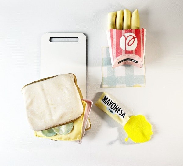 Producto - Kit Sandwich Pan Blanco - Comidita de tela