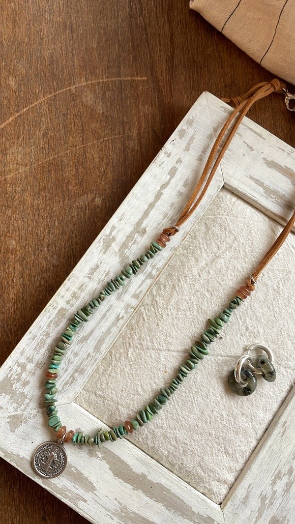 Producto - Collar San Benito y escallas