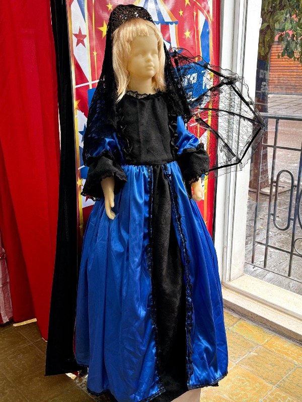 Producto - Dama antigua niña azul y negro