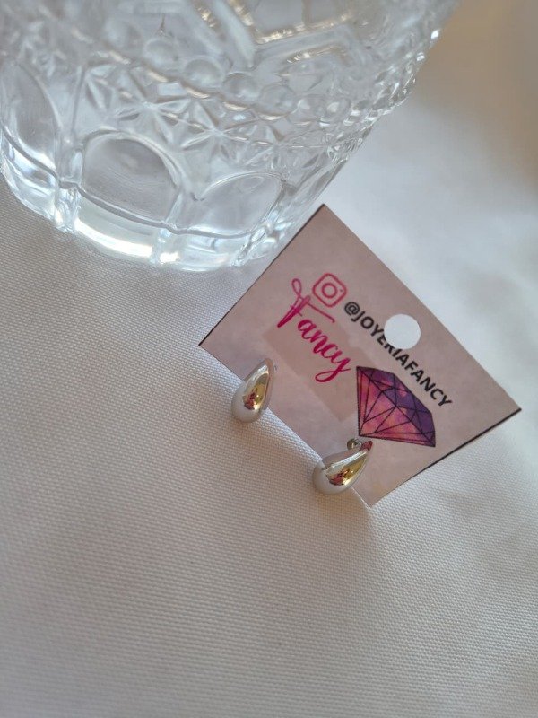 Producto - Aros gota mini plateado