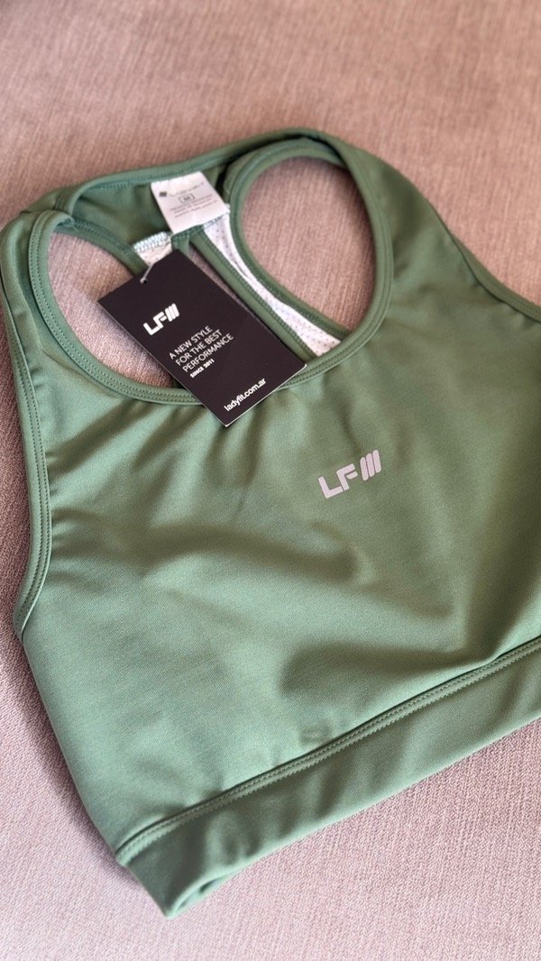 Producto - Top swoosh