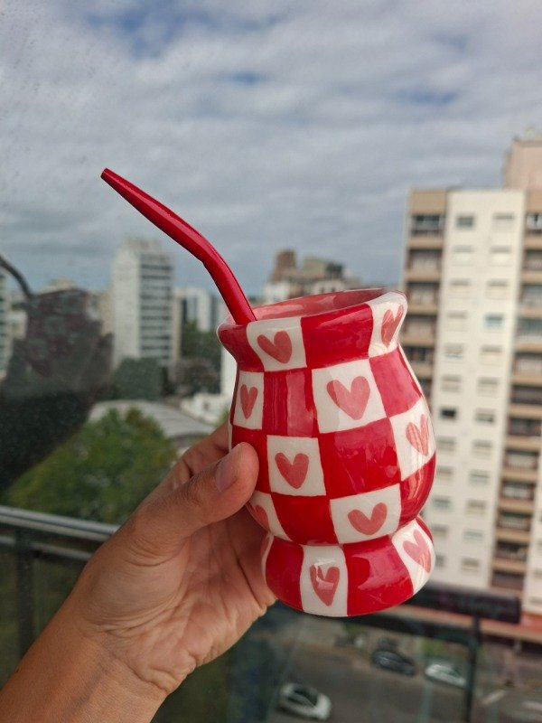 Producto - Mate Criollo Cuadrillé rojo con corazones