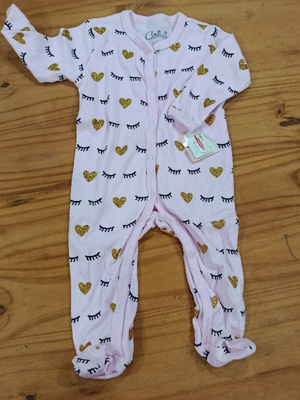 Producto - Body beba talle 6/9 m c/etiqueta - 2