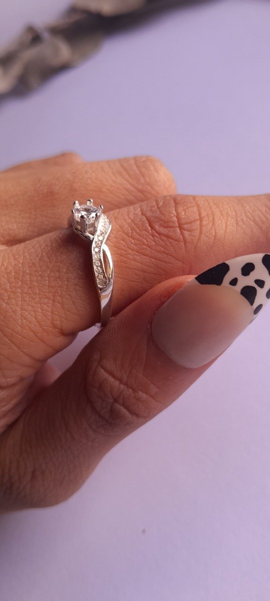 Producto - Anillo plata cubic entrelazado