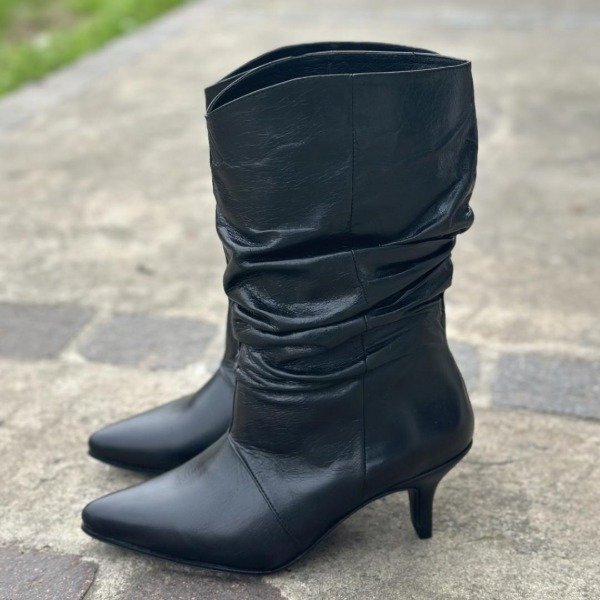 Producto - Lanin cuero Negro