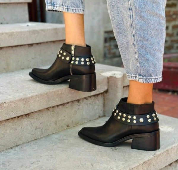 Producto - BOTA DORIAN NEGRA