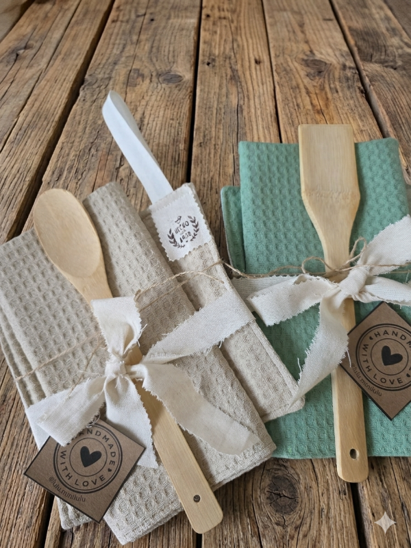 Producto - Kit agarradera + repasador + cuchara de madera - 3