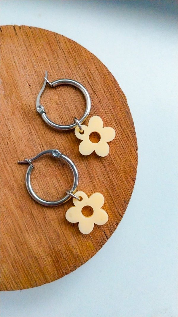 Producto - Aro Florcitas (Deliza para ver colores)