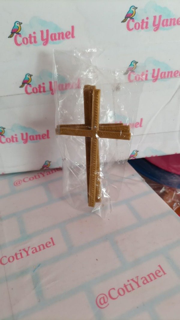 Producto - Cruz chica 7.5cm