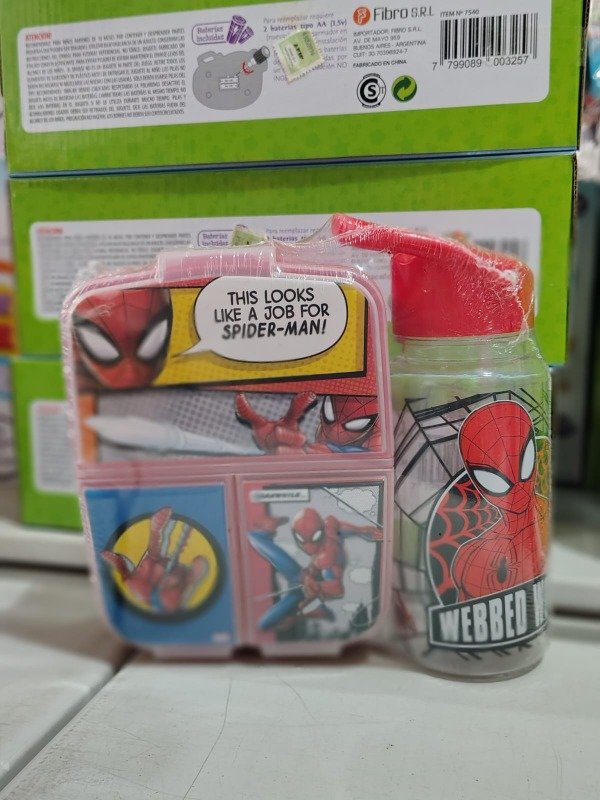 Producto - SET HERMETICO / BOTELLA 500ml STRAW TOP 01SPIDER082