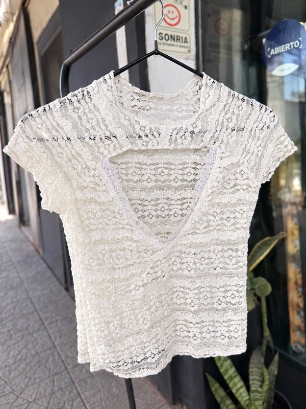 Producto - Remera encaje /blanca
