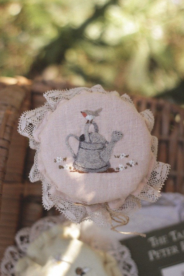 Producto - Bonnets Bordados "Benjamin's Garden" - 5