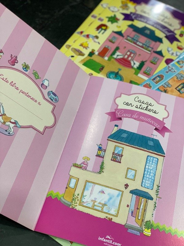 Producto - Librito Casas con Stickers - 1