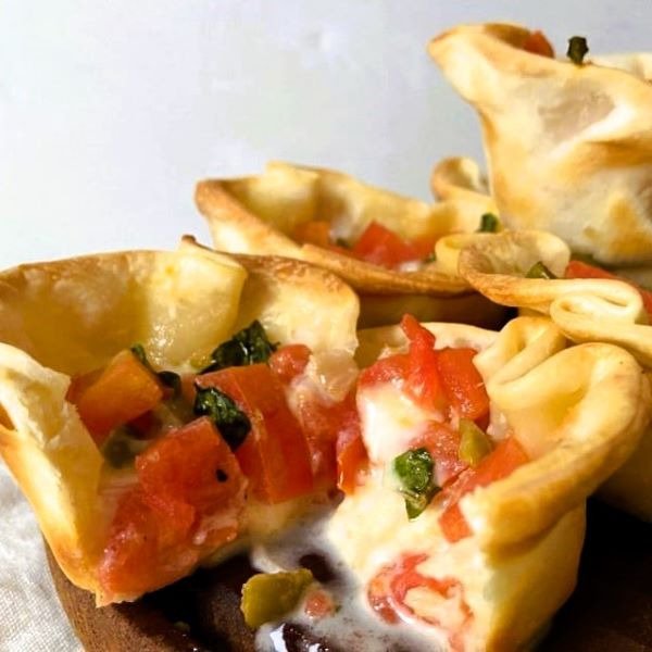 Producto - Empanadas caprese Chambonas x docena