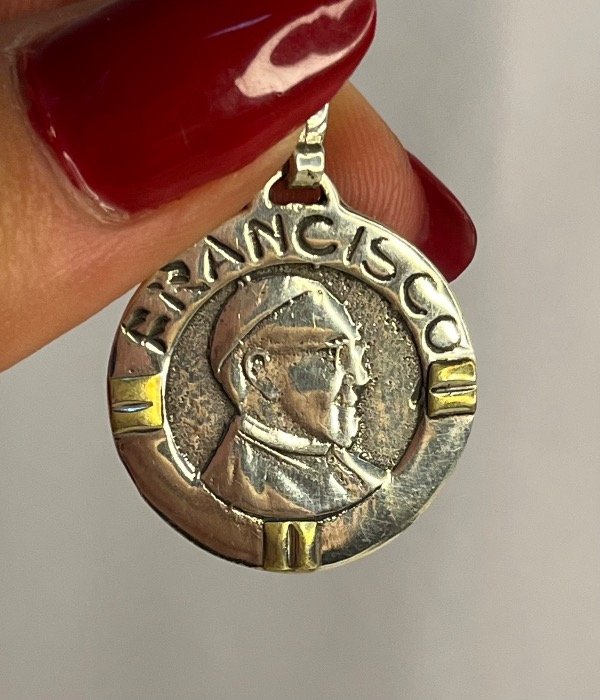 Producto - Dije Papa Francisco