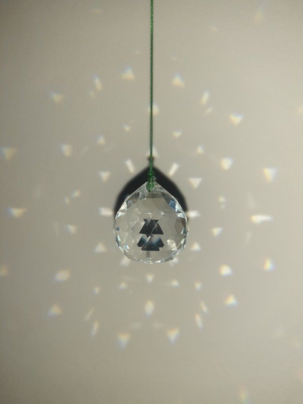 Producto - Atrapasol de hilo con esfera cristal 3 cm.