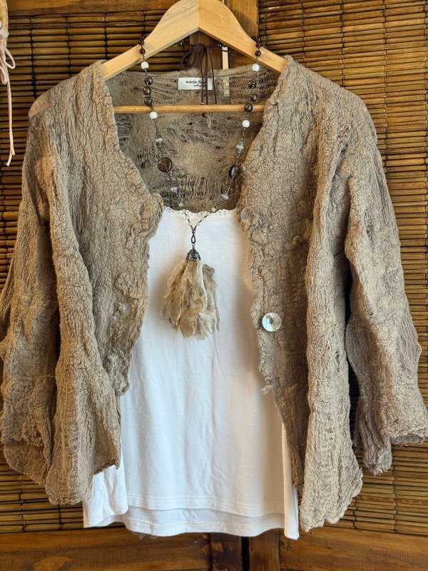 Producto - Saco Liviano PLENO Chocolate