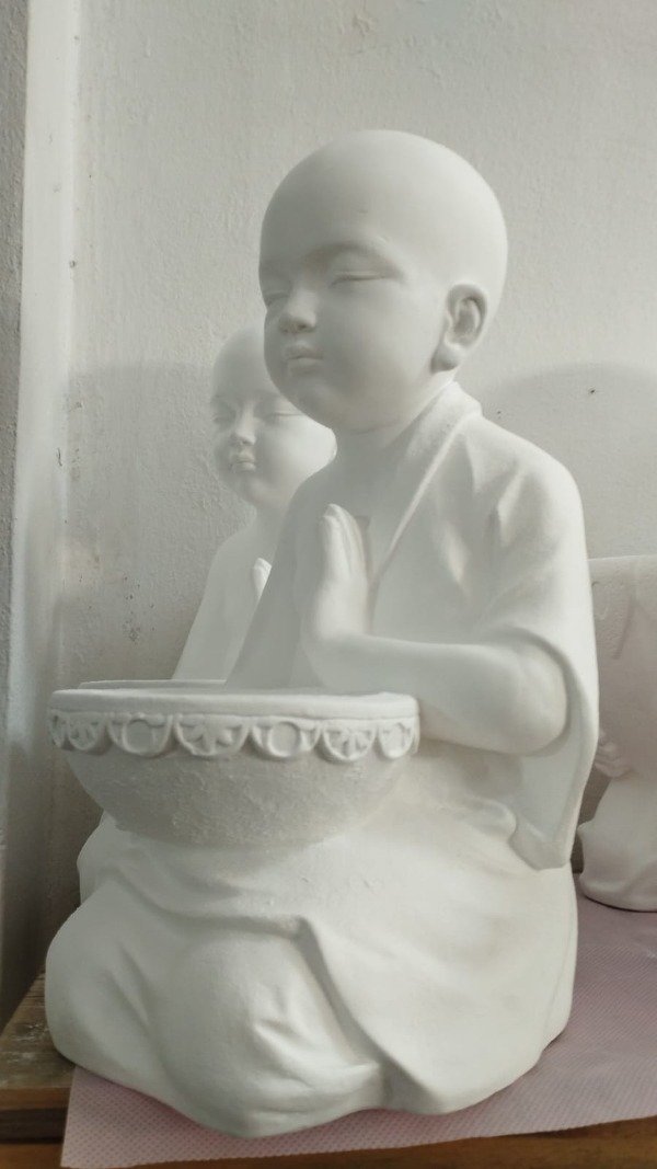 Producto - Monje tibetano dar recicibir o iluminacion(porta maceta/lamp.sal)