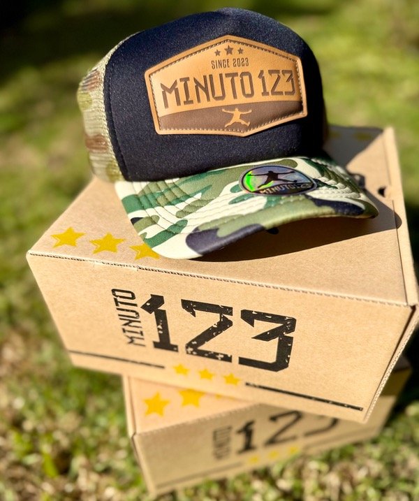 Producto - Trucker Clasica Camuflada Hexagonal