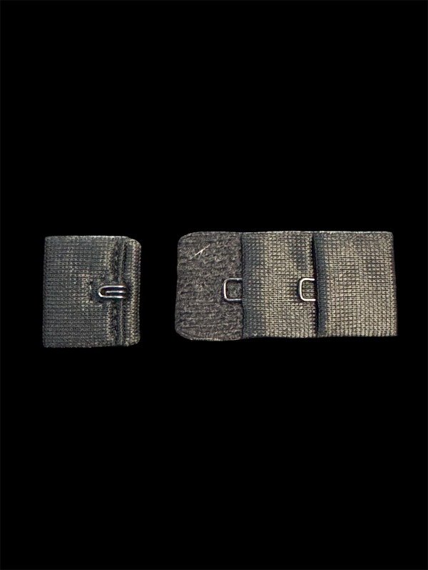 Producto - Gancho de tela Negro 2 cm x 2 posiciones (por unidad)