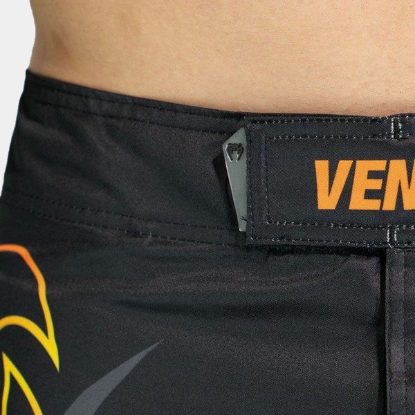 Producto - Bermuda / Fightshort Giant Fire - Venum - 6