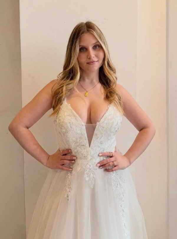 Vestido gala tul escote V solo venta online importado — imagen 4