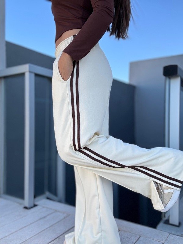 Producto - Jogger Dakota Vainilla