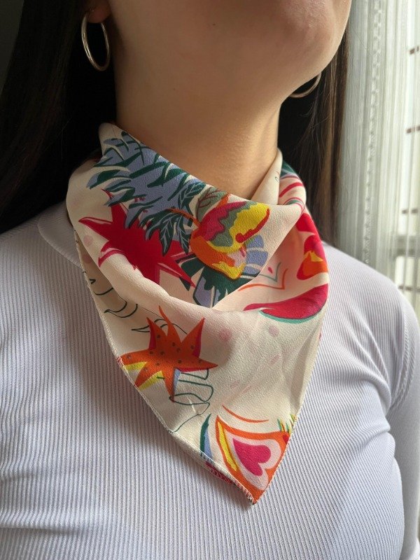 Producto - PAÑUELO FLORECER