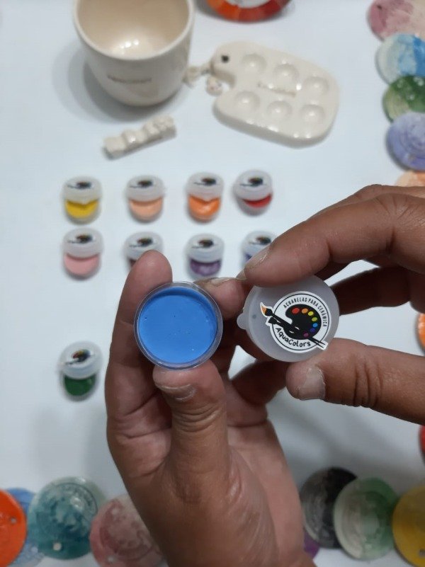 Producto - Acuarelas para Cerámica 30 colores (a elección)