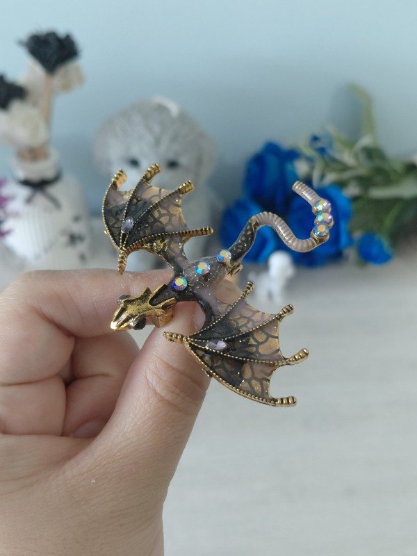 Producto - Pin metalizado - Dragón PREMIUM negro