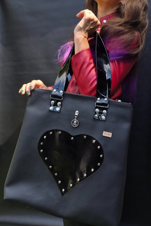 Producto - ToteBag Corazón con tachas
