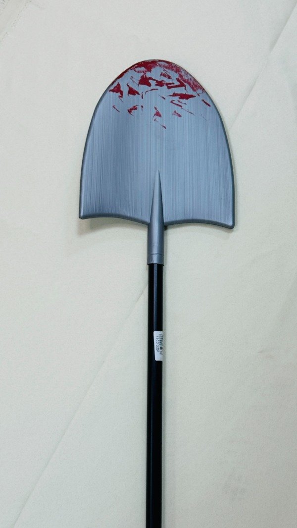Producto - Pala con punta con sangre
