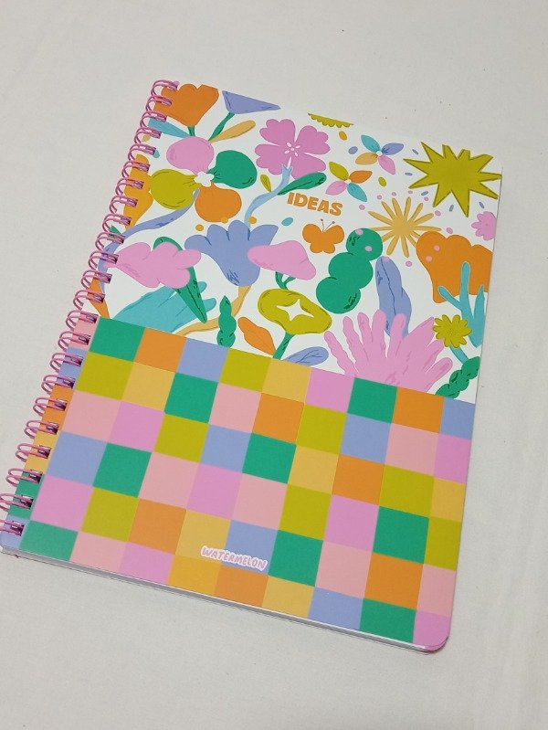 Producto - Cuaderno A4 jardín