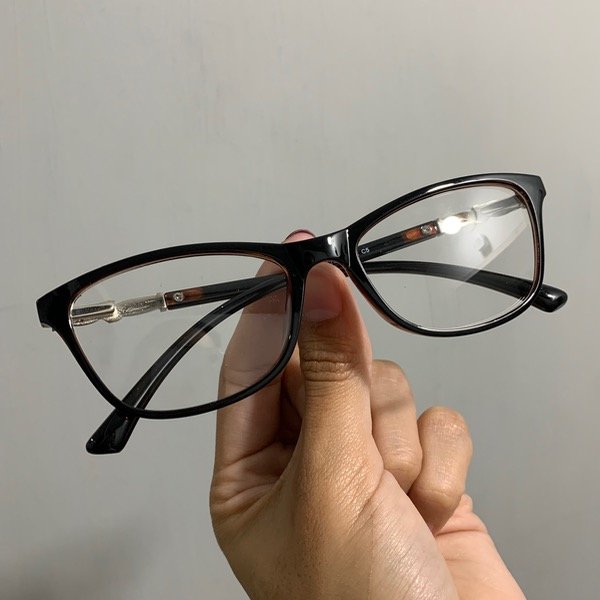 Producto - Armazón nadin negro con marrón y strass