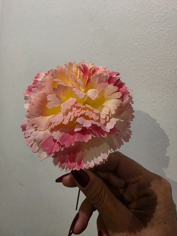 Producto - CLAVEL NATURAL MATIZADO CON ROSA CON CABITO ESPAÑOL