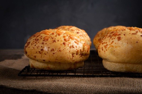 Producto - Pan Parmesano para Hamburguesa x60UN