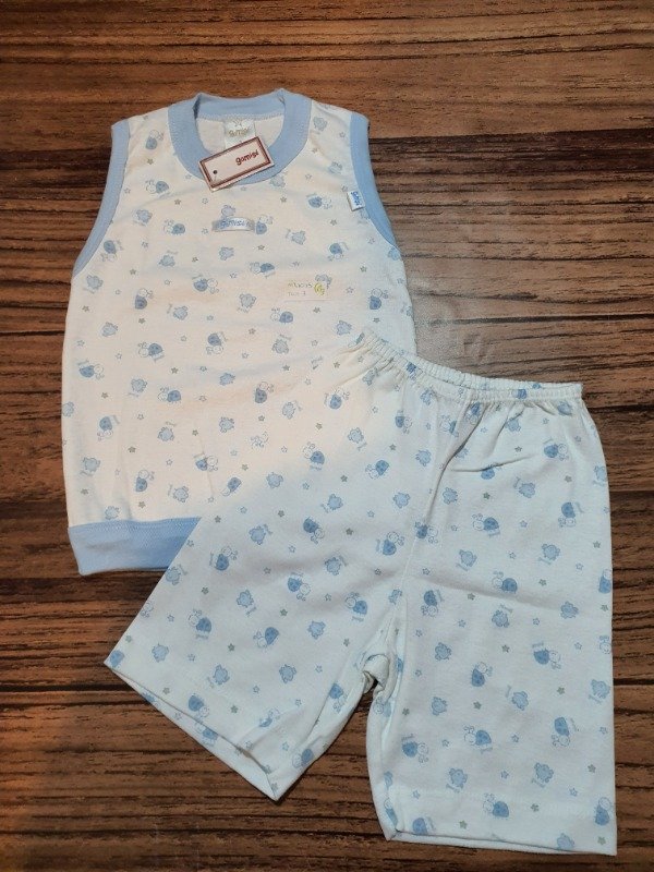Producto - Musculosa + short estampado celeste