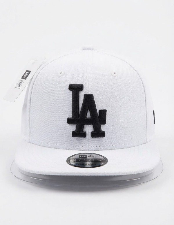 Producto - Gorra plana cerrada "LA" blanca