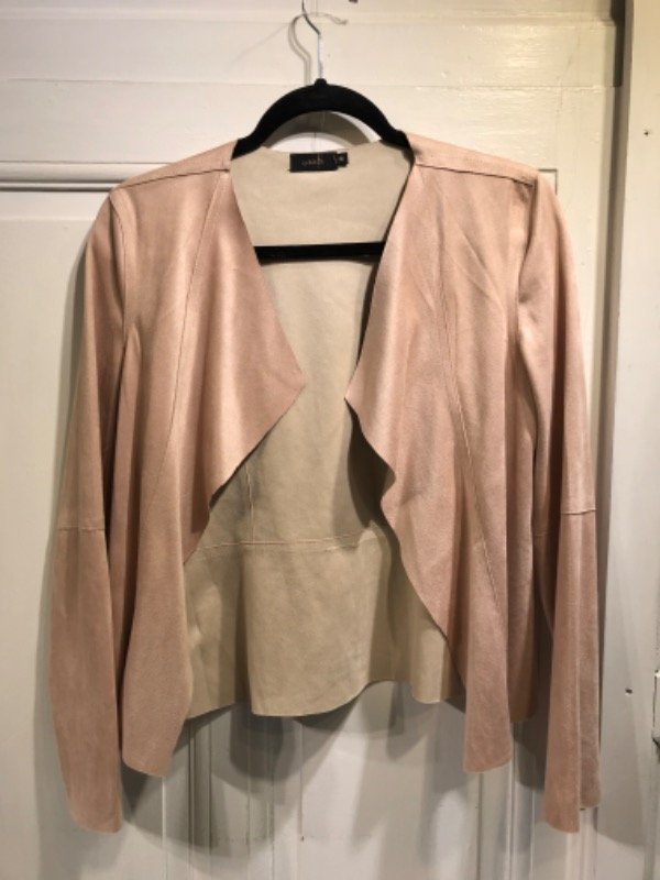 Producto - Saco ONTWEFFTH rosa gamuzado- Talle M- PRECIO: 50x