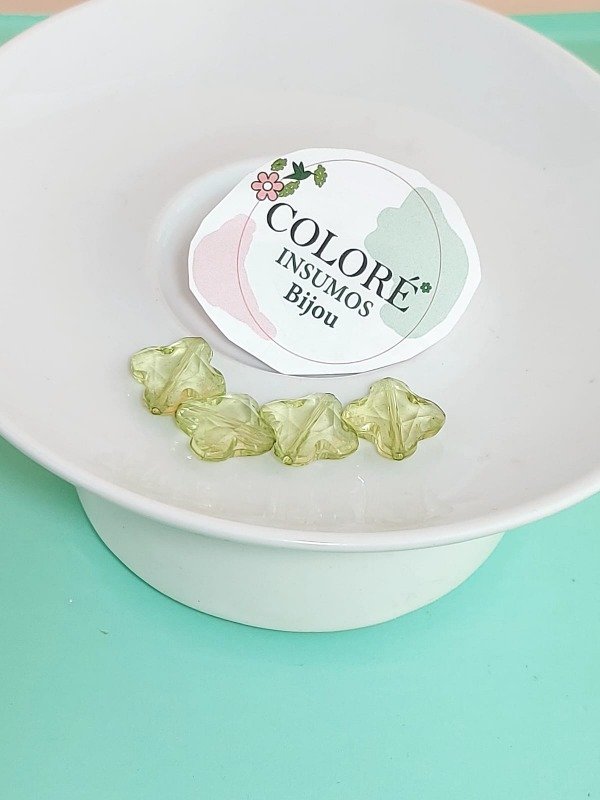 Producto - Cuentas flor facetada Verde (Precio Por unidad)