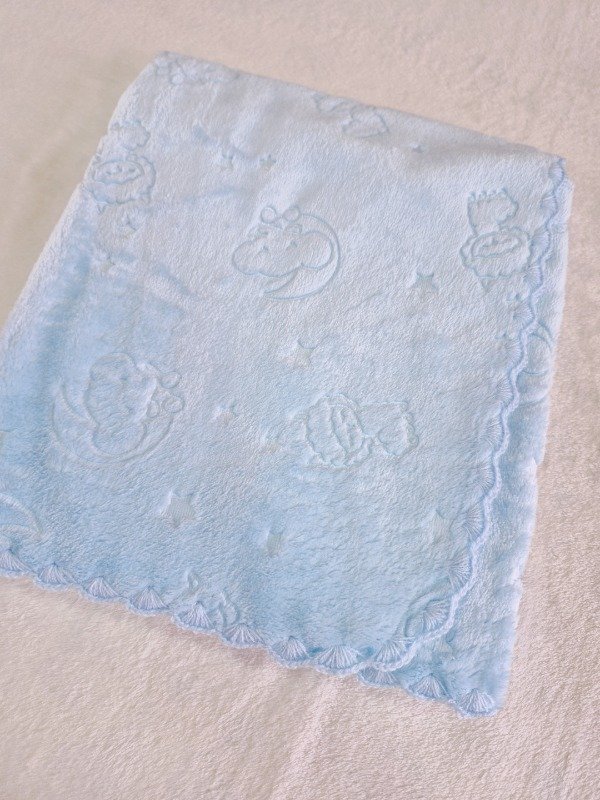Producto - Manta plush celeste