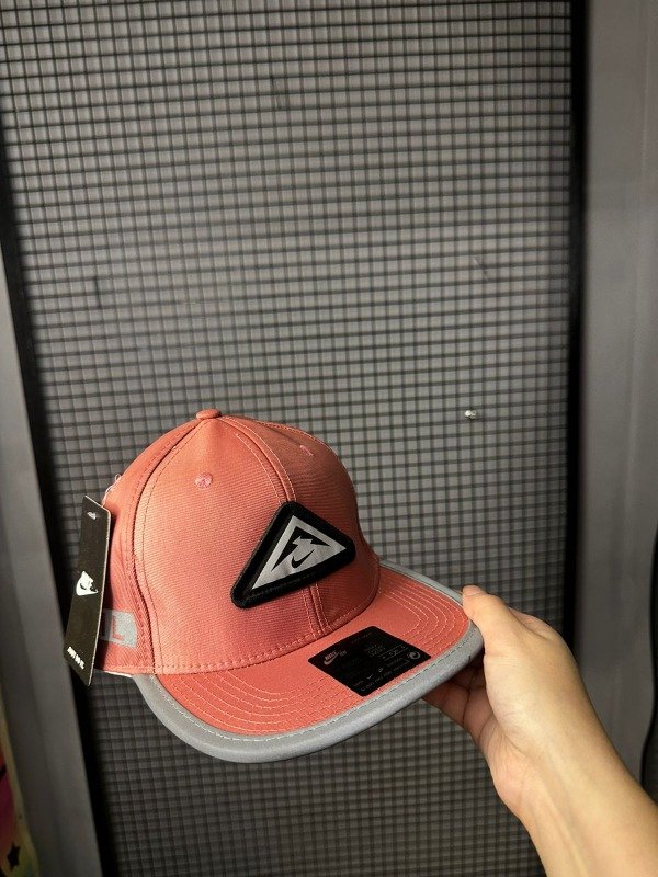 Producto - GORRA NIKE TRAIL ROSA