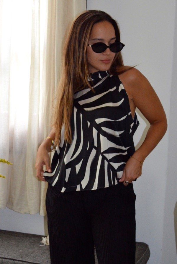 Producto - Top Copenhague Estampado Negro