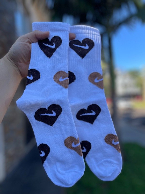 Producto - Nike corazón - Blanca