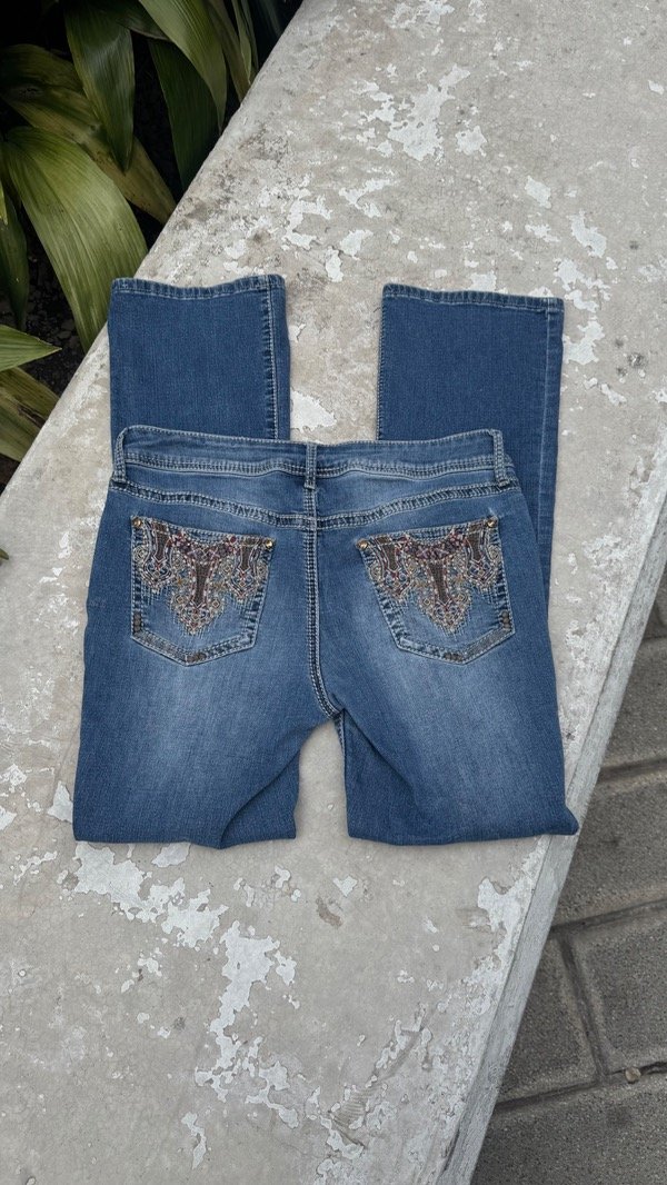 Producto - BootCut APT t42/44 - 3
