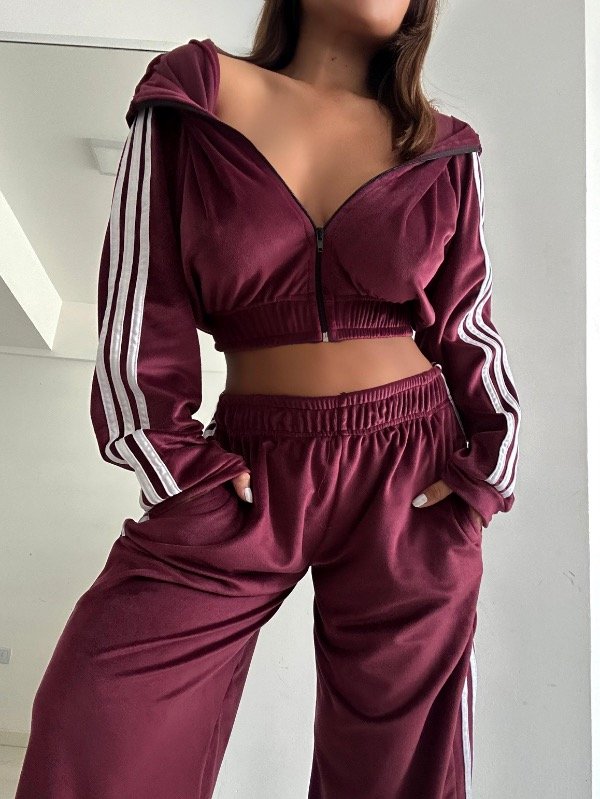 Producto - CONJUNTO PLUSH BORDO